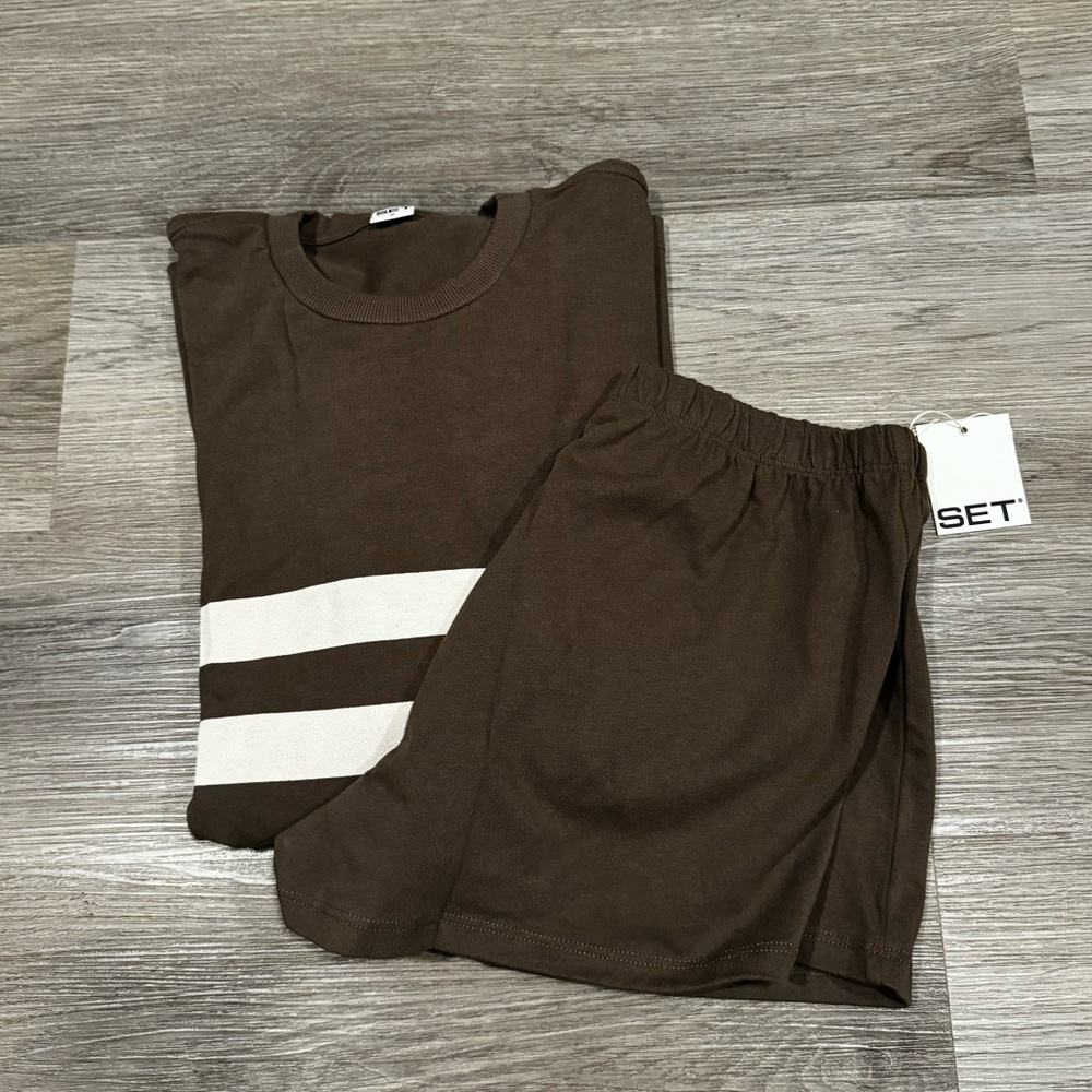 Set active cotton stripe set